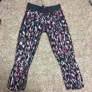 Nike patterned crops